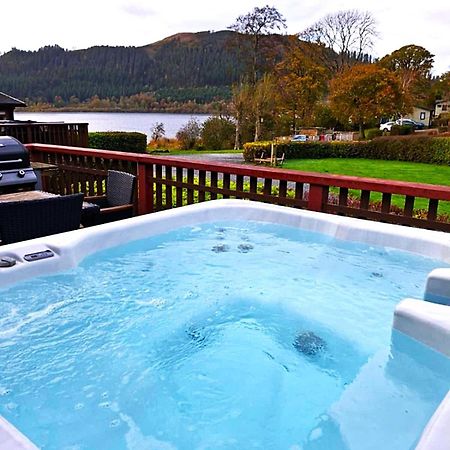 Lodge By The Lake - Lake District - Hot Tub Bassenthwaite Extérieur photo