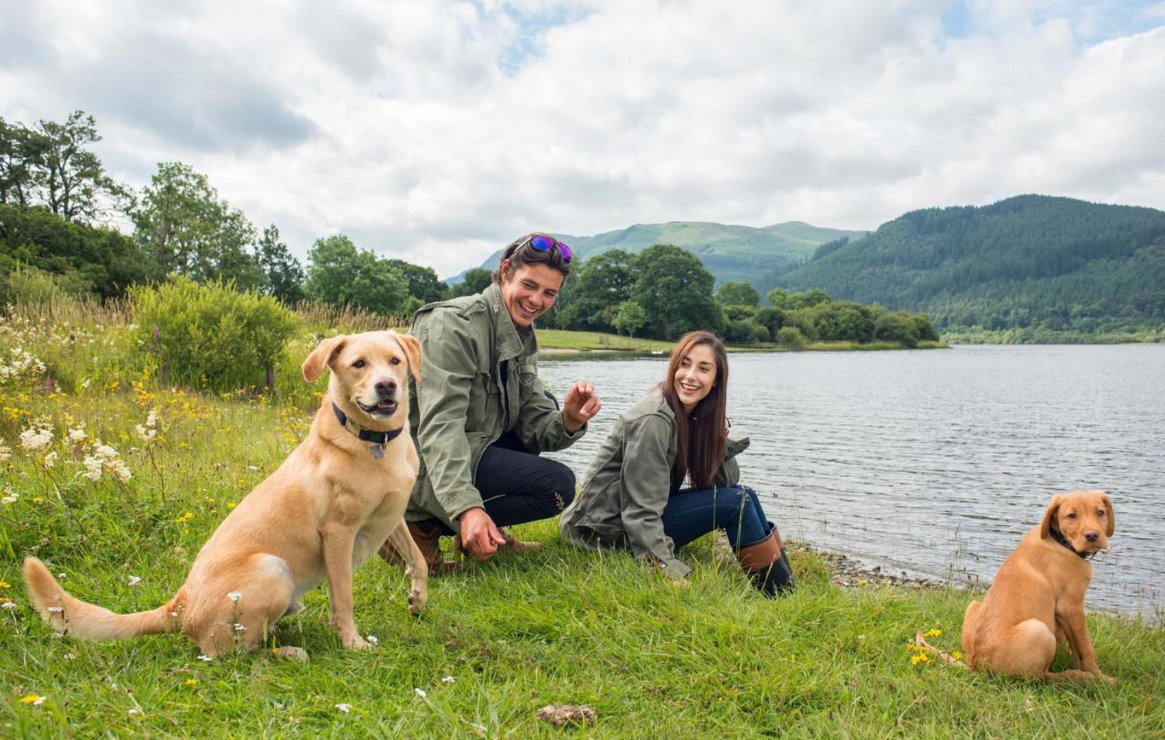 Lodge By The Lake - Lake District - Hot Tub Bassenthwaite Extérieur photo